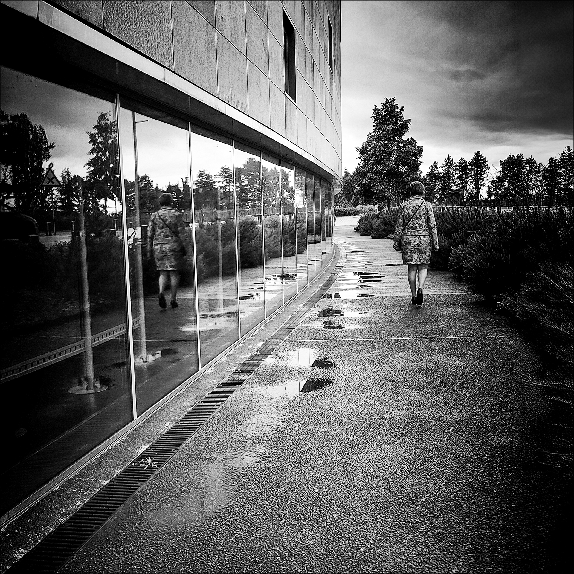 Sortie après la pluie 1920